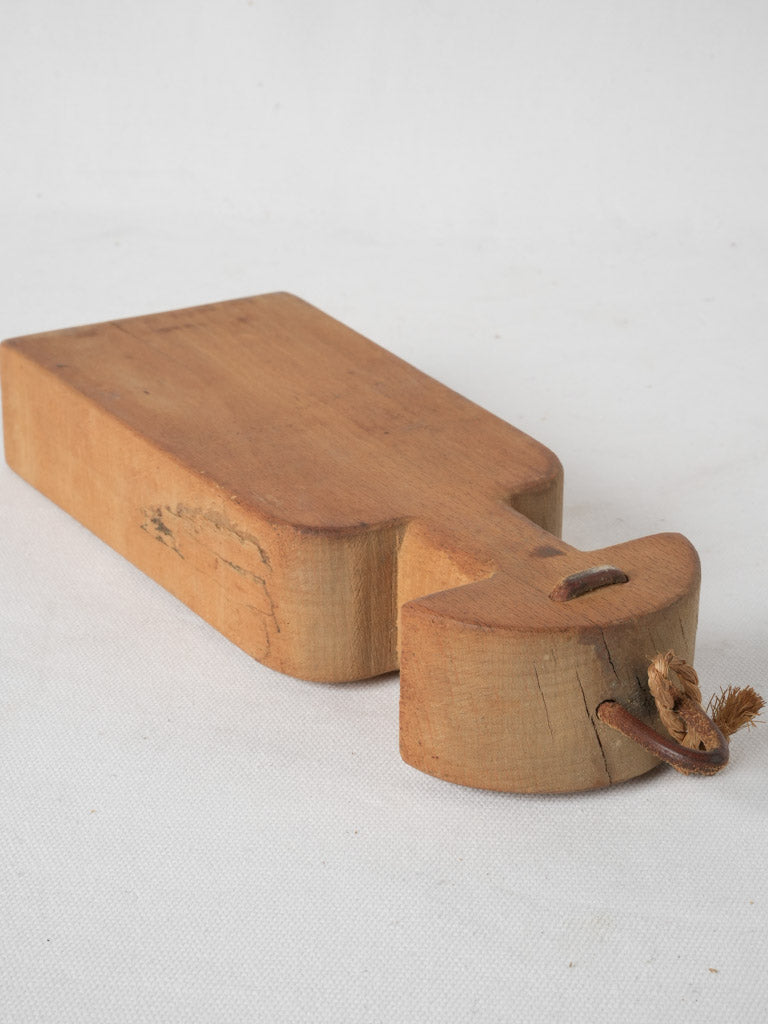 Weighty beechwood abstract carving serving board