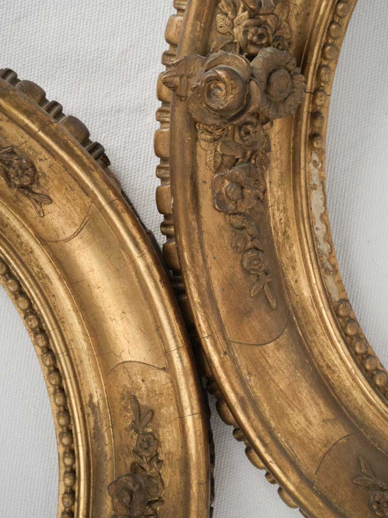 Classical stucco on wood frames  