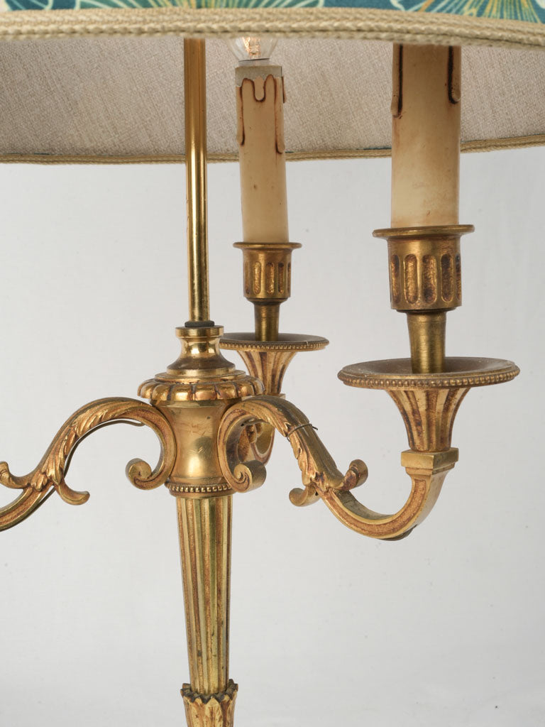 Refined patina finish candelabra lamp  