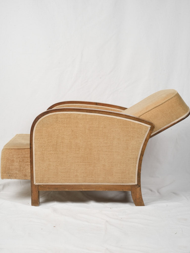 Chic Pair of Art Deco Reclining Armchairs in Walnut- Circa 1940