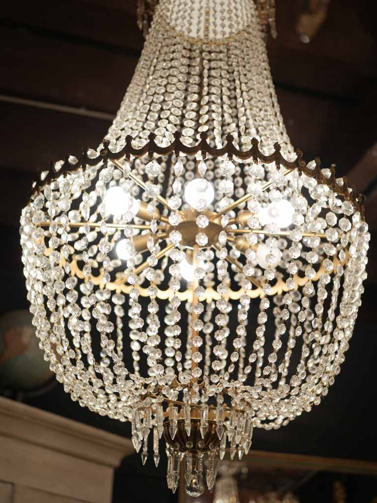 Dramatic luminous crystal chandelier