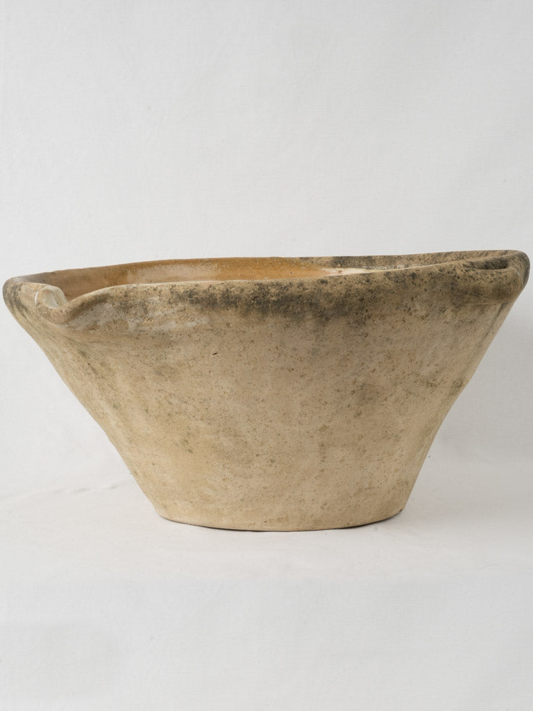 Pale, ochre, glazed, tian bowl