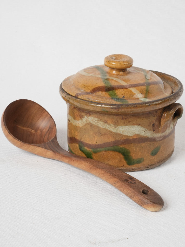 High-quality Jaspé pottery lidded casserole