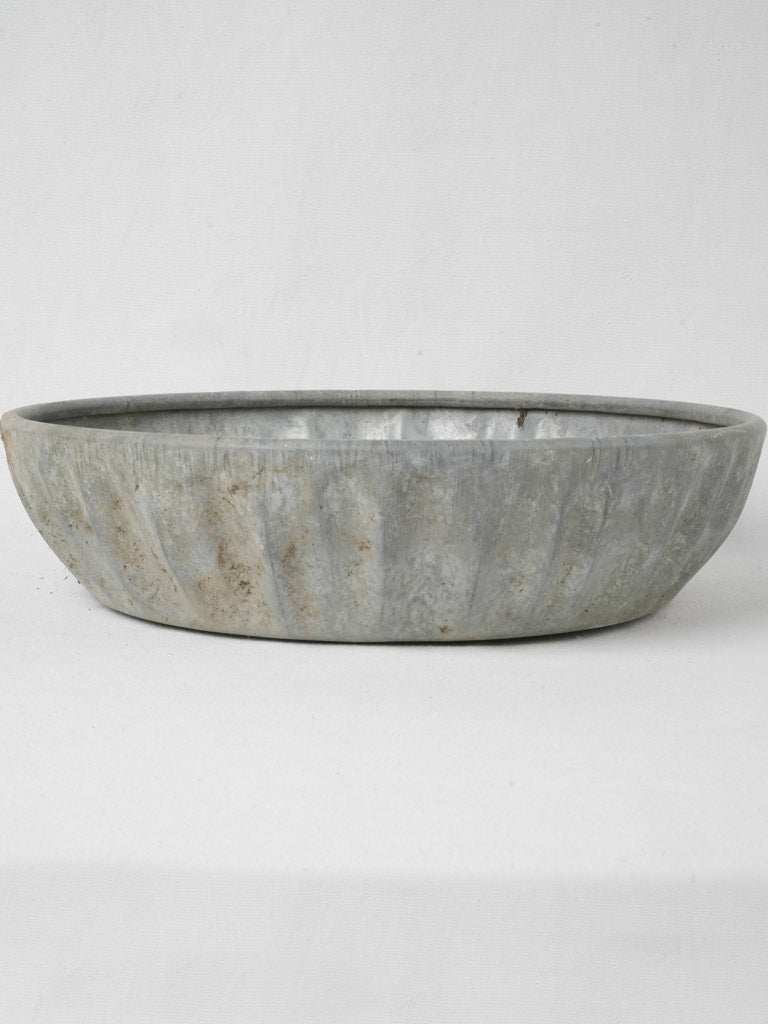 Textured gray industrial washbasin