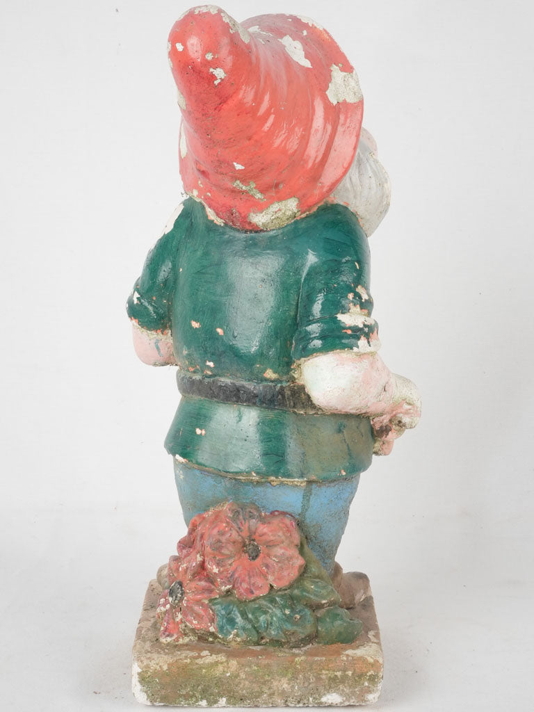 Classic whimsical terrace decoration statuette