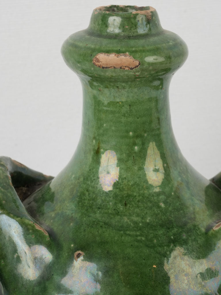 Valuable late 18th-century oil jar