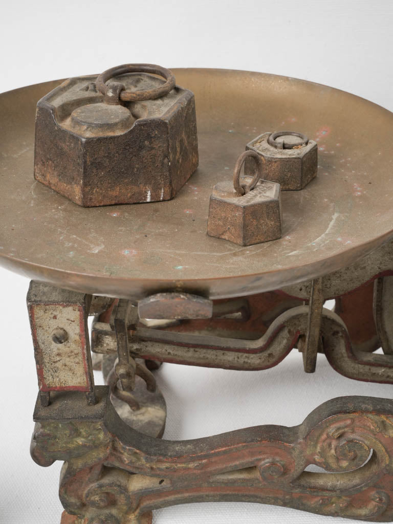 Lovely 1800s Parisian mercantile scale