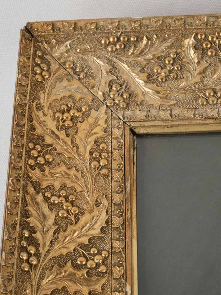 Intricate Holly Decor Stucco Frame