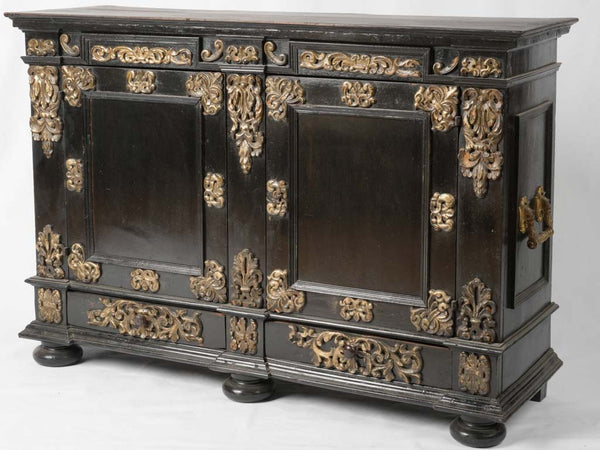 Ornate 17th-century gilded wooden cabinet