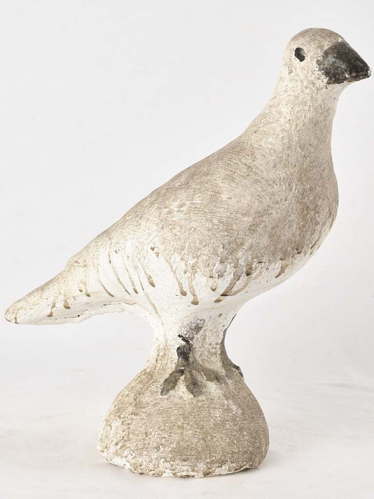 Vintage pigeon sculpture - cement 13½"