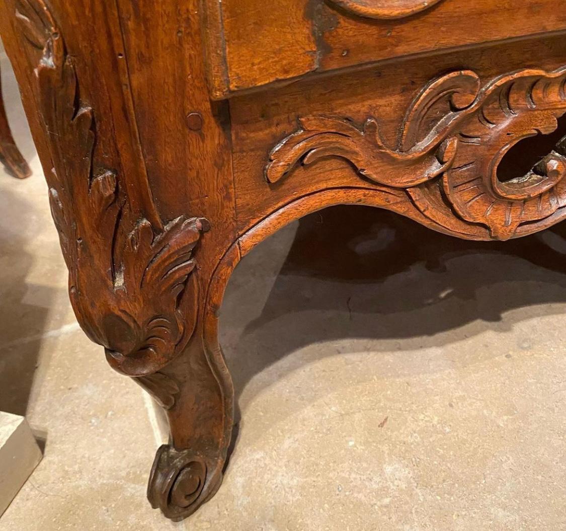 Stylish Louis XV walnut commode