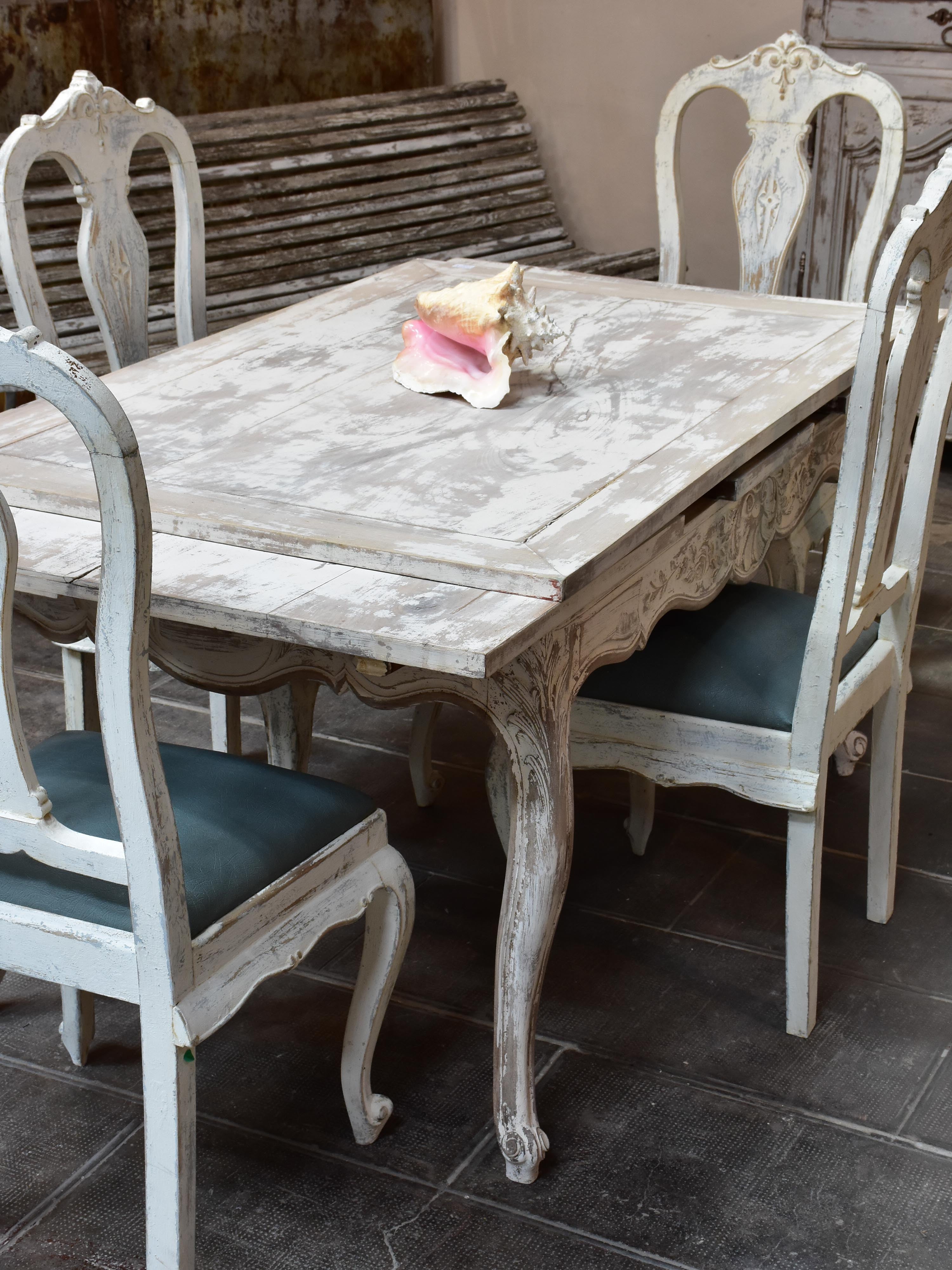 Early 20th century walnut Louis XV style table - extendable