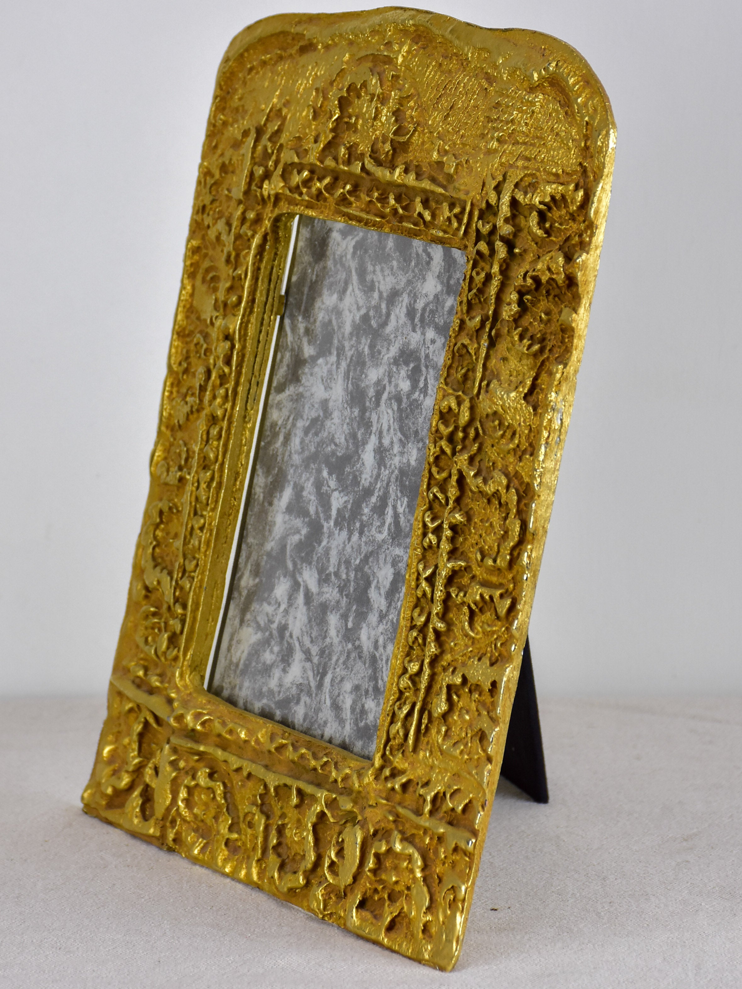 Vintage Fondica picture frame