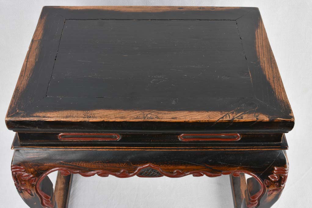 Classic Japanese side tables in lacquer finish