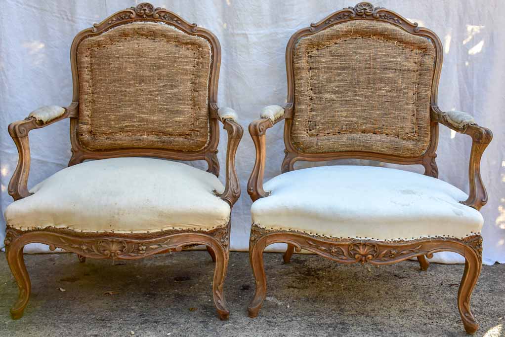 Pair of large Louis XV French armchairs - late 19th Century