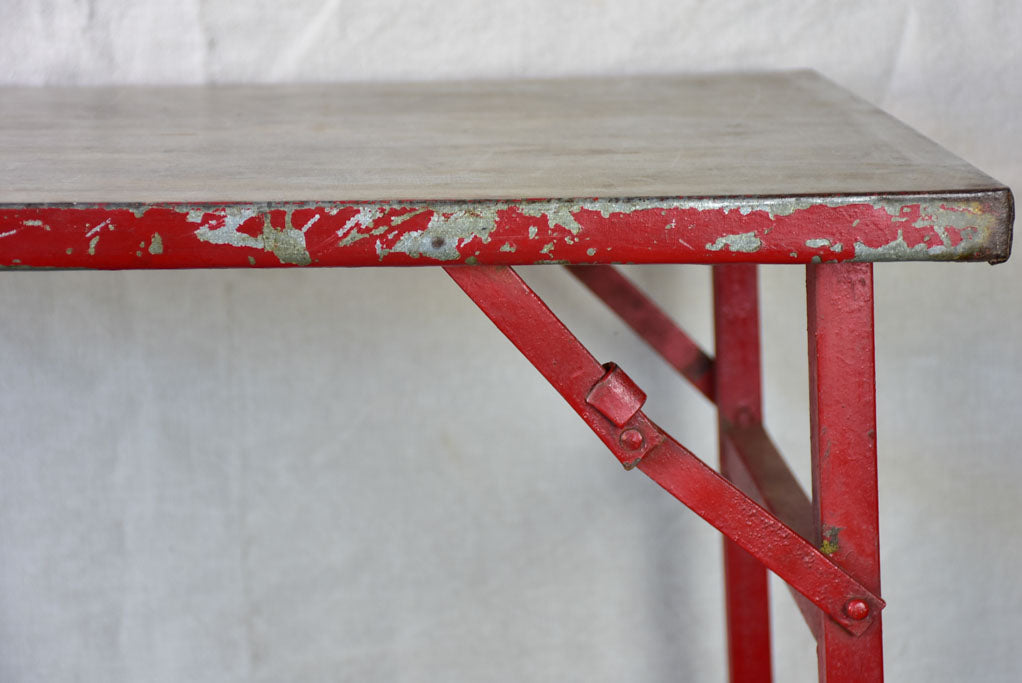 Folding industrial table from an atelier - early 20th century 41¾" x  19¾" x 30"