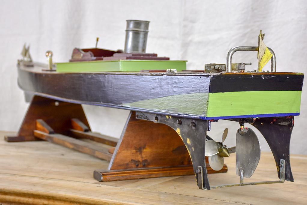 Large early 20th Century motor boat - American 65¾"