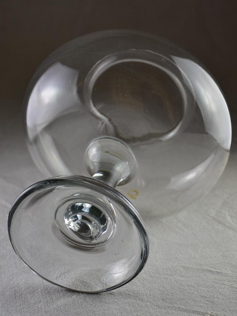 Nineteenth century French blown glass sangsue 11½"