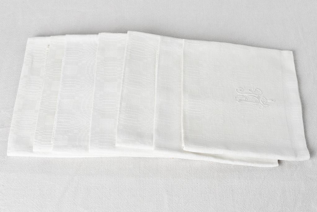 Set of 6 vintage Damask linen serviettes with BL monogram 26¾" x 33½"