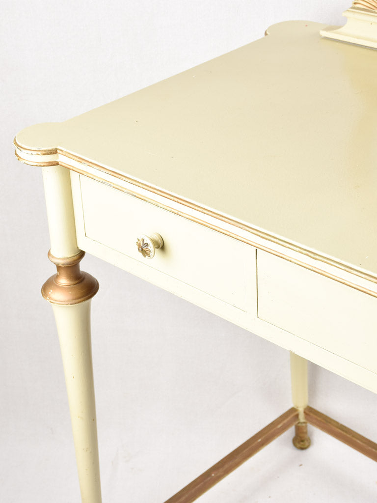 Early 20th century English vanity table