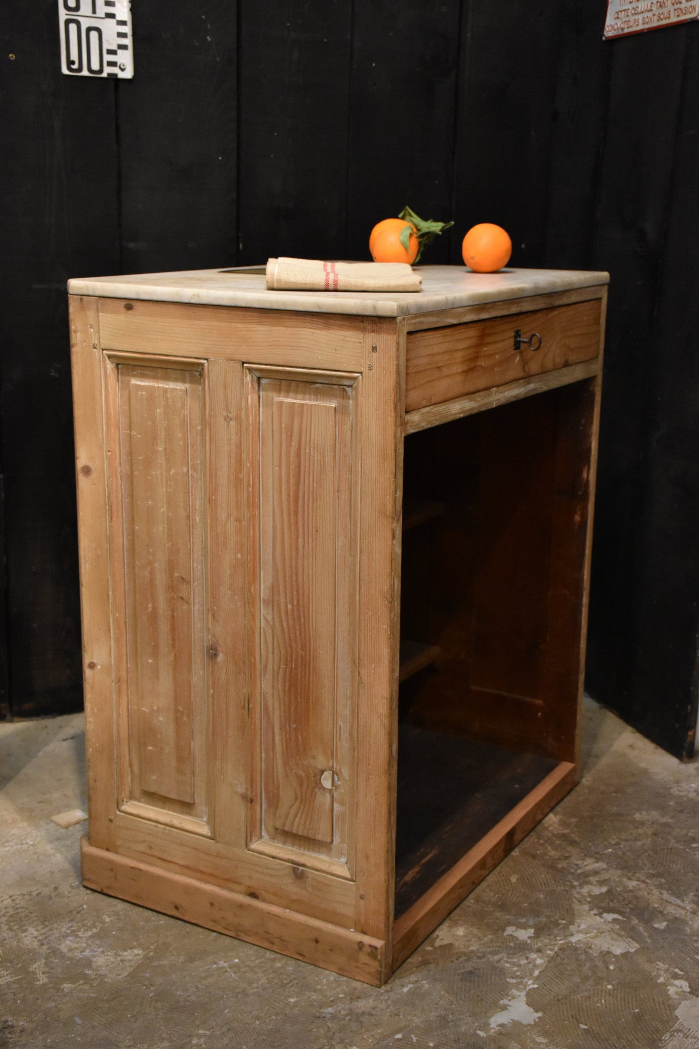 Butcher's counter, marble top, circa 1900, France