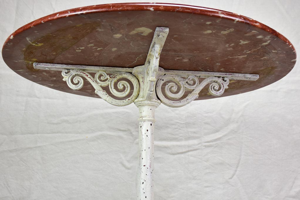 Round table with red marble top 31½"