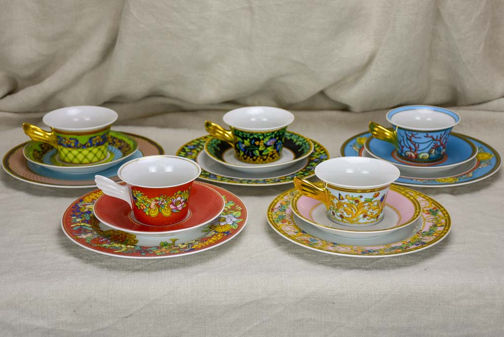 Collection of 5 cups, saucers and dessert plates - vintage Versace