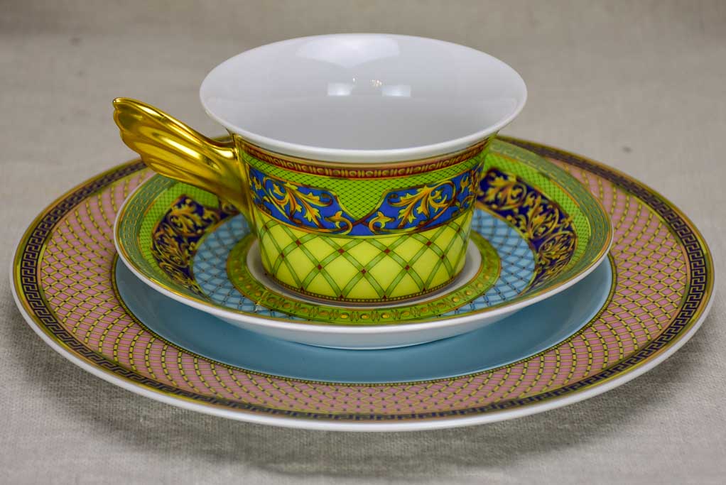 Collection of 5 cups, saucers and dessert plates - vintage Versace