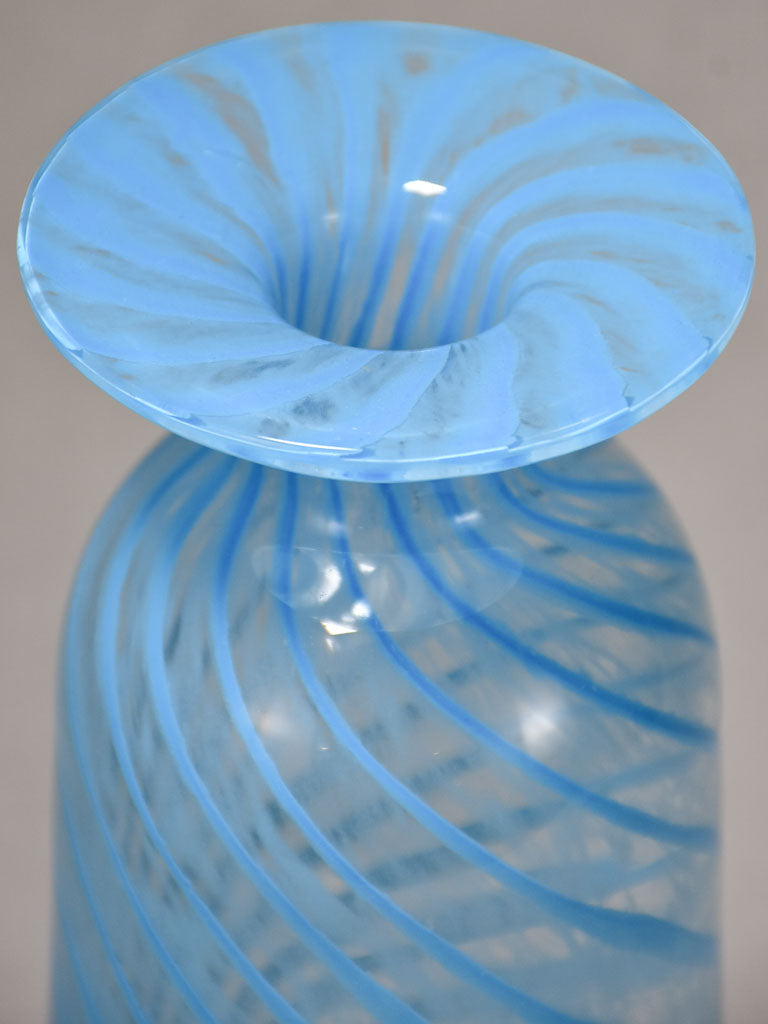 Tall Venini glass vase with blue spiral pattern 13½"