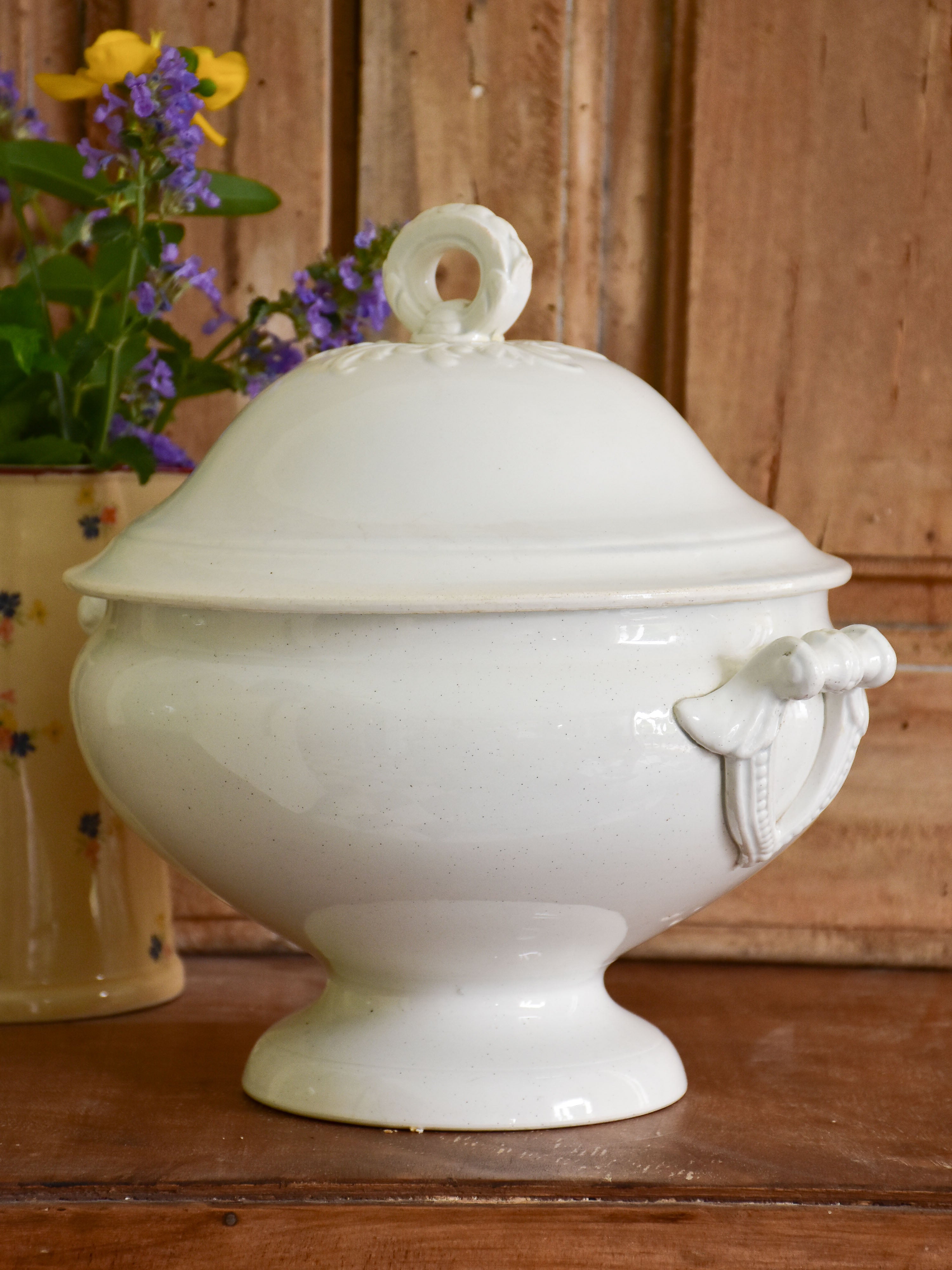 Ironstone soup tureen with loop handle