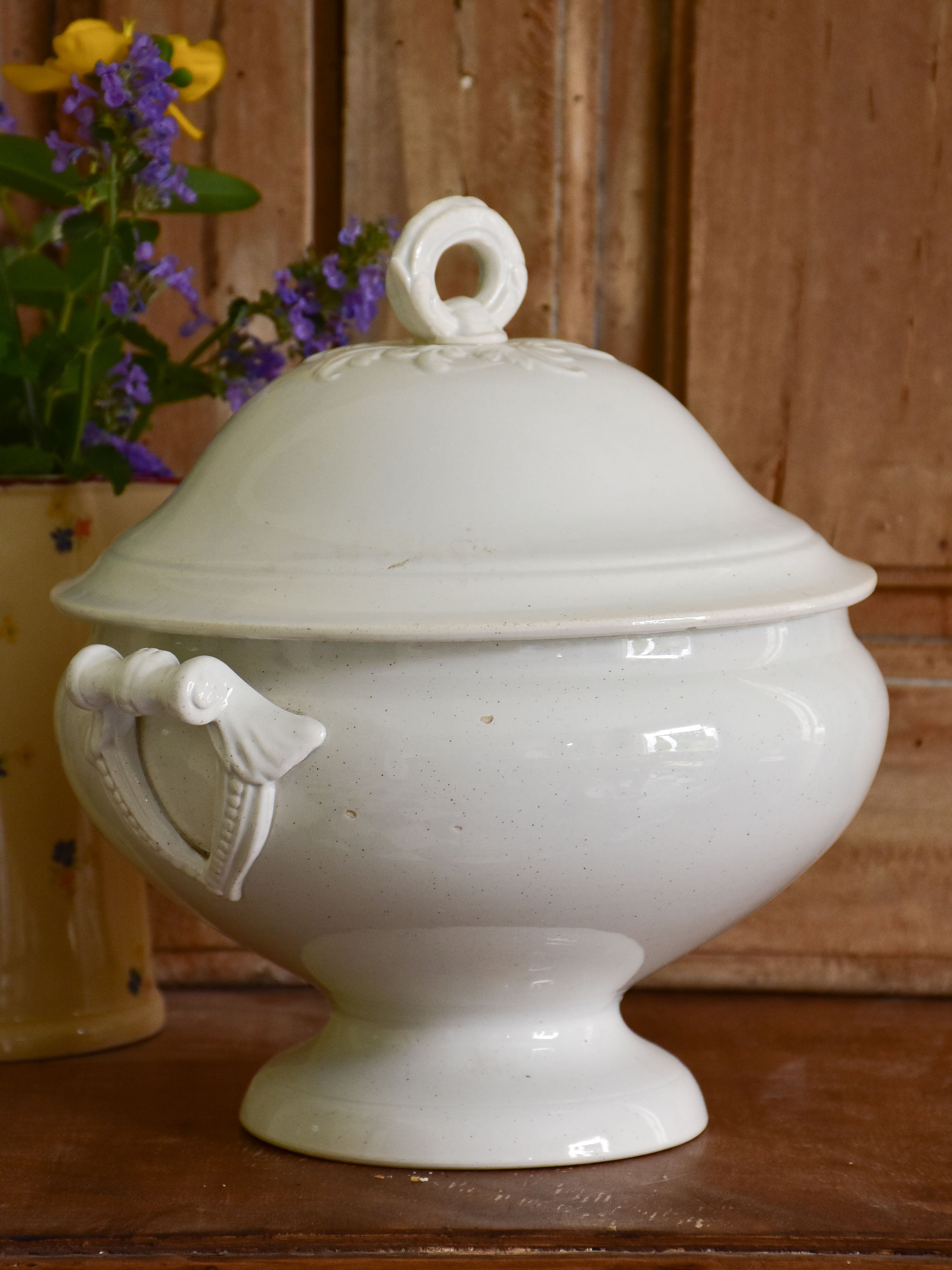 Ironstone soup tureen with loop handle