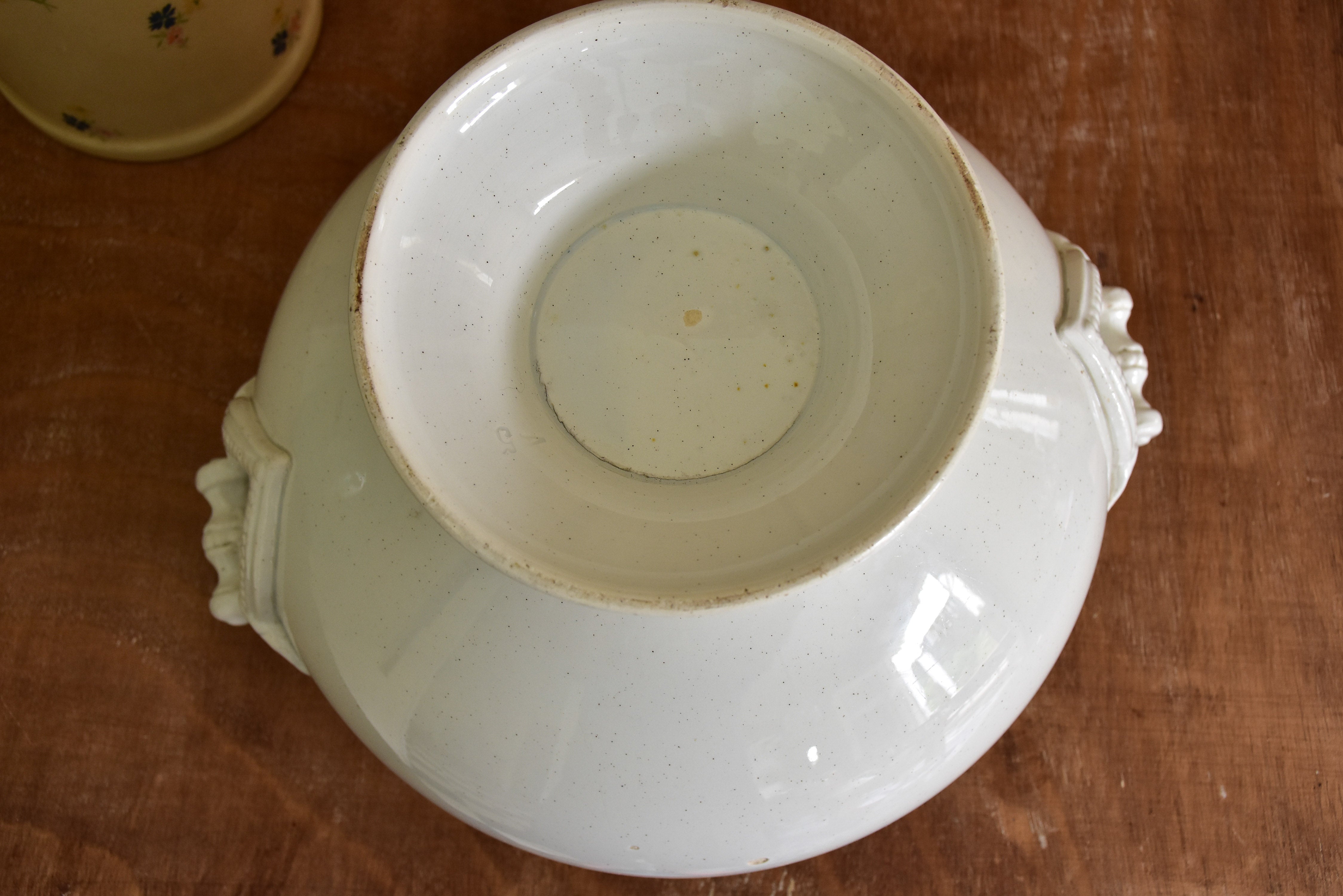 Ironstone soup tureen with loop handle