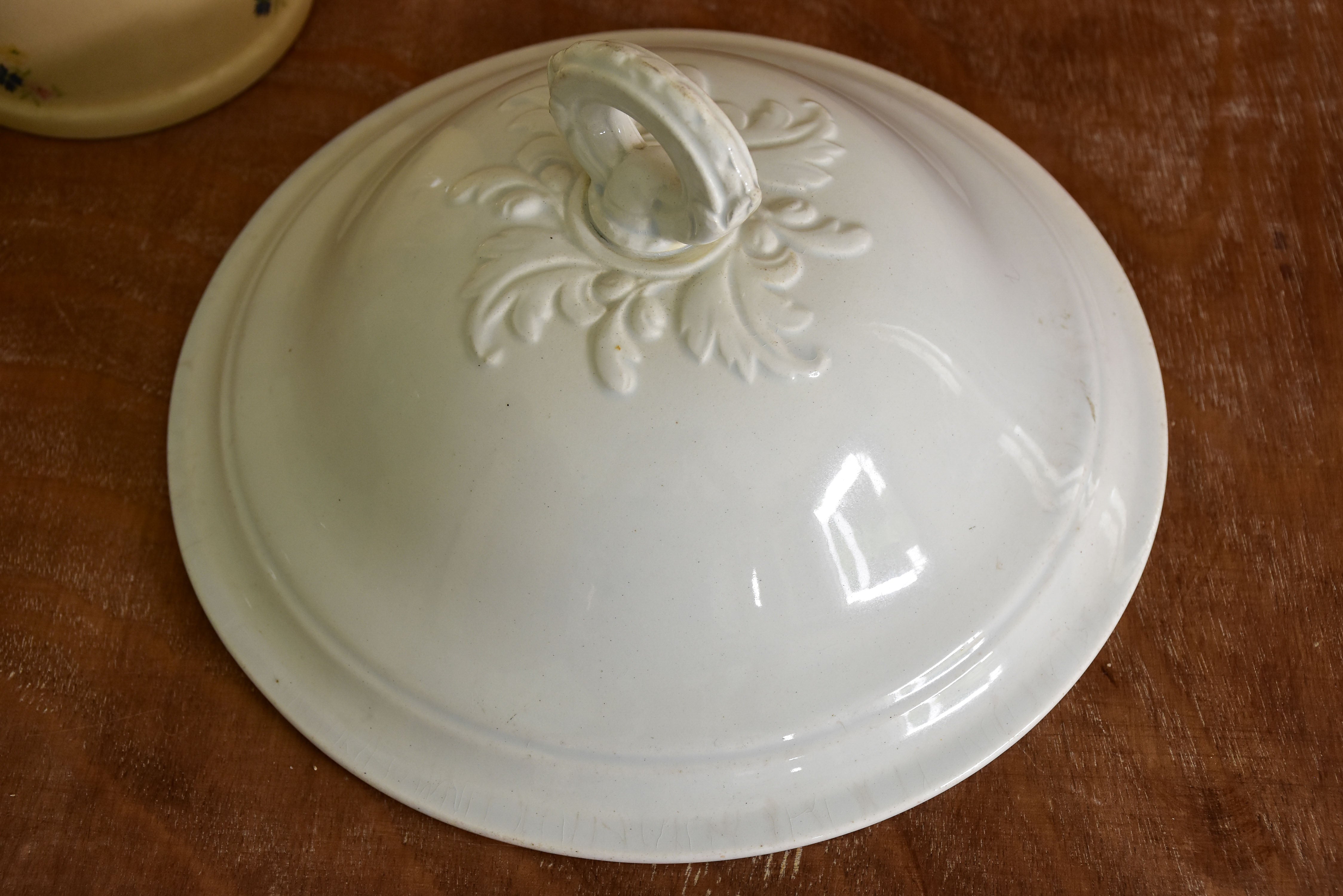 Ironstone soup tureen with loop handle