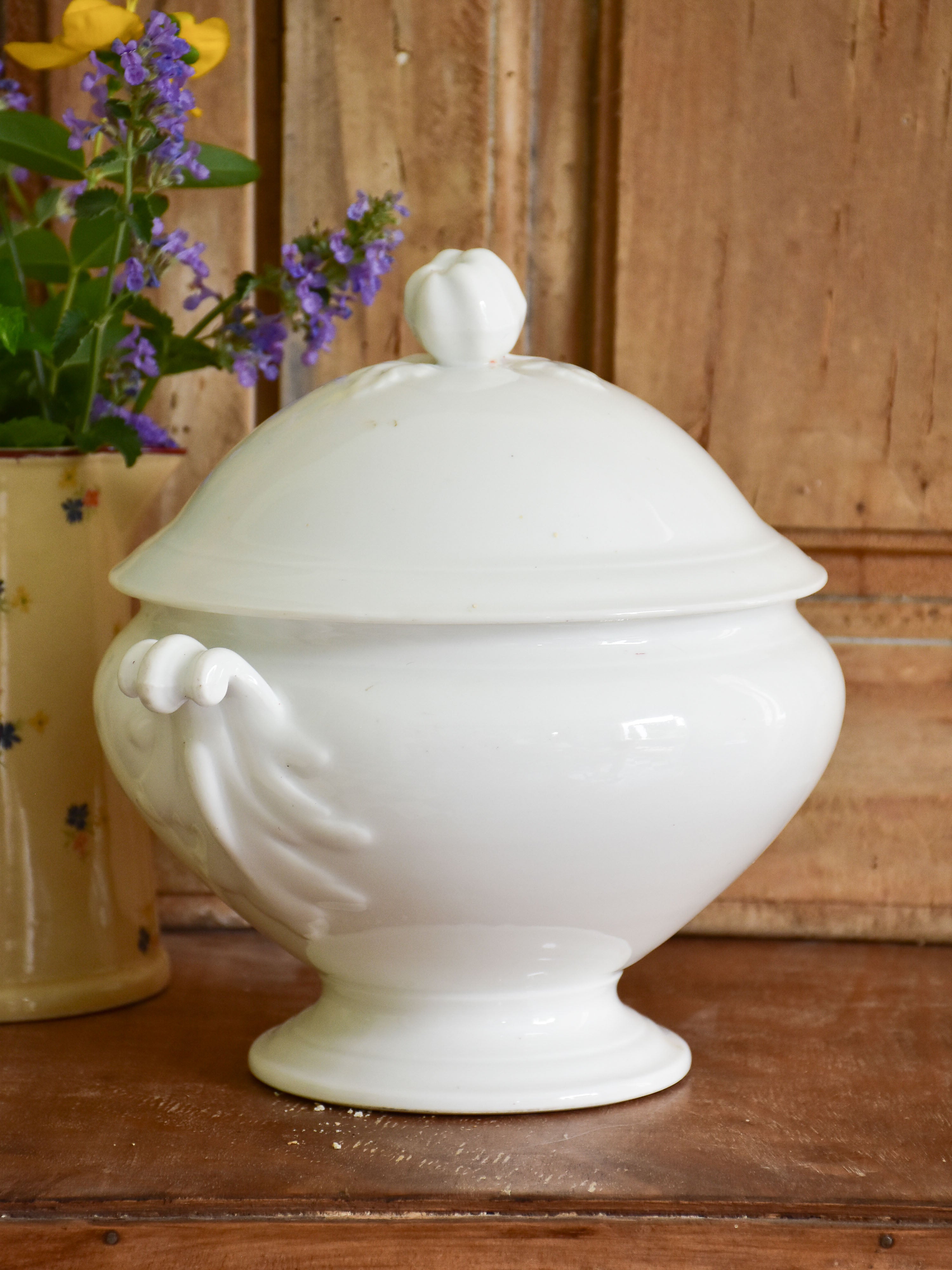 Ironstone soup tureen with apple handle