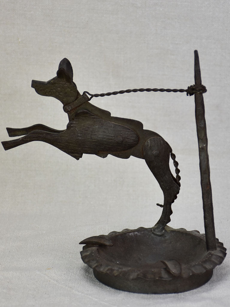 1930's French ashtray - dog on a chain