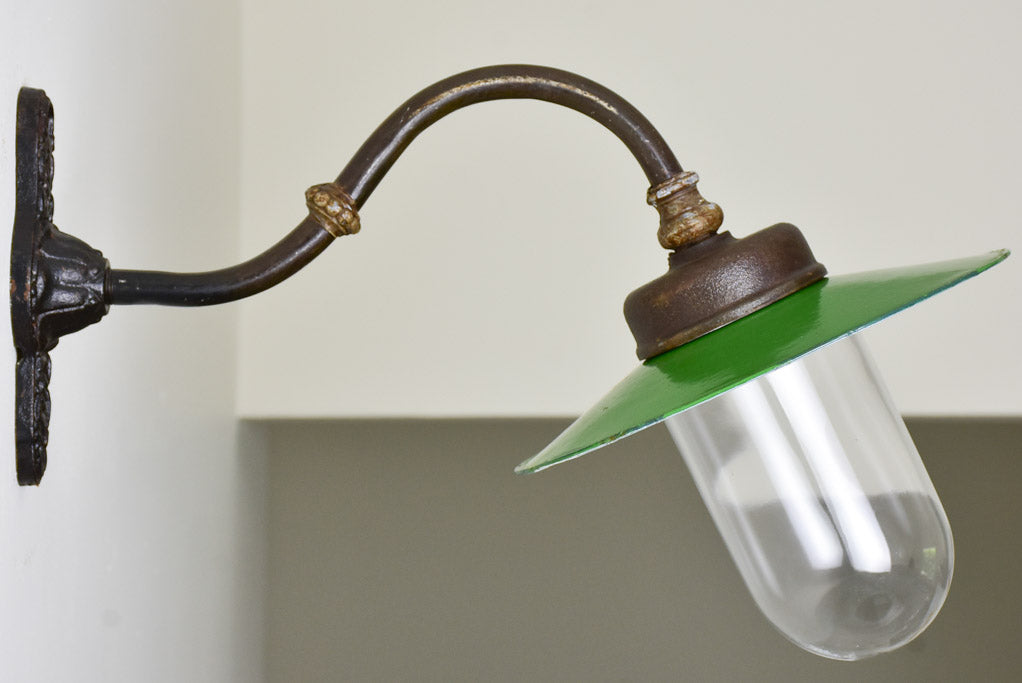 Enamel Shade Outdoor Iron Wall Lamp