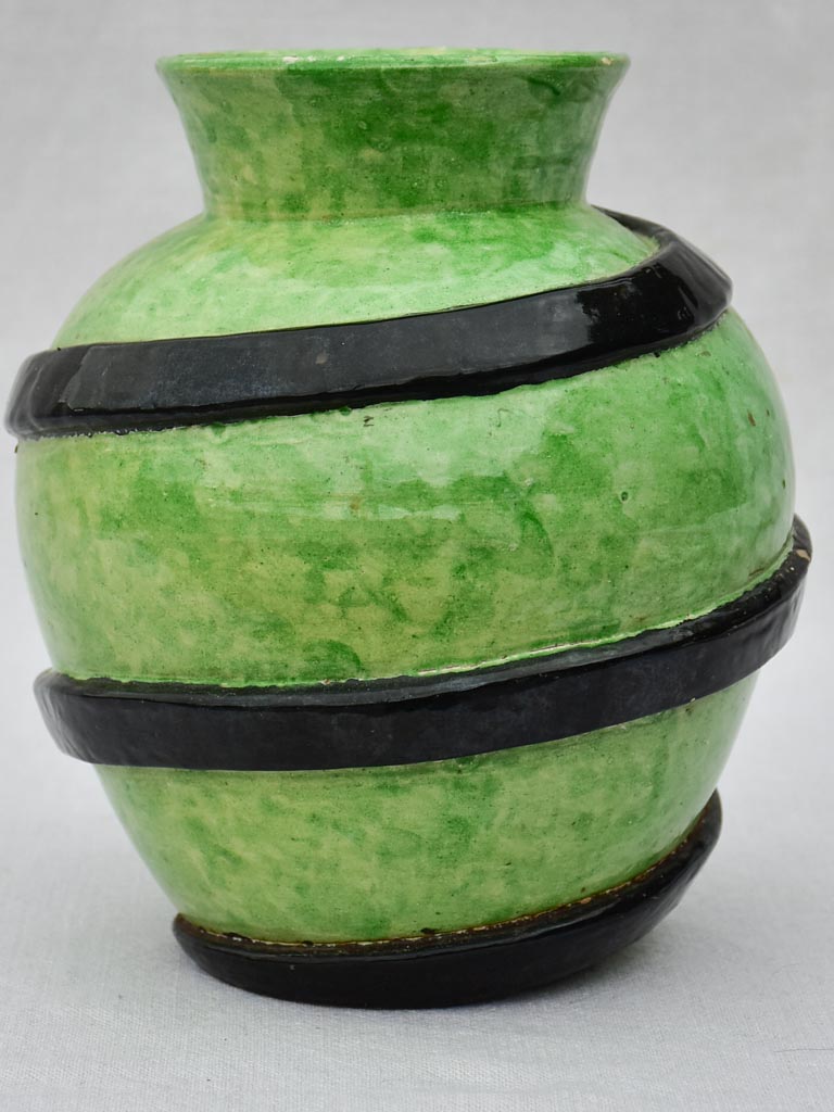 Mid century vase with green glaze and black swirl - Montigny Sur Loing Majolica 10¼"