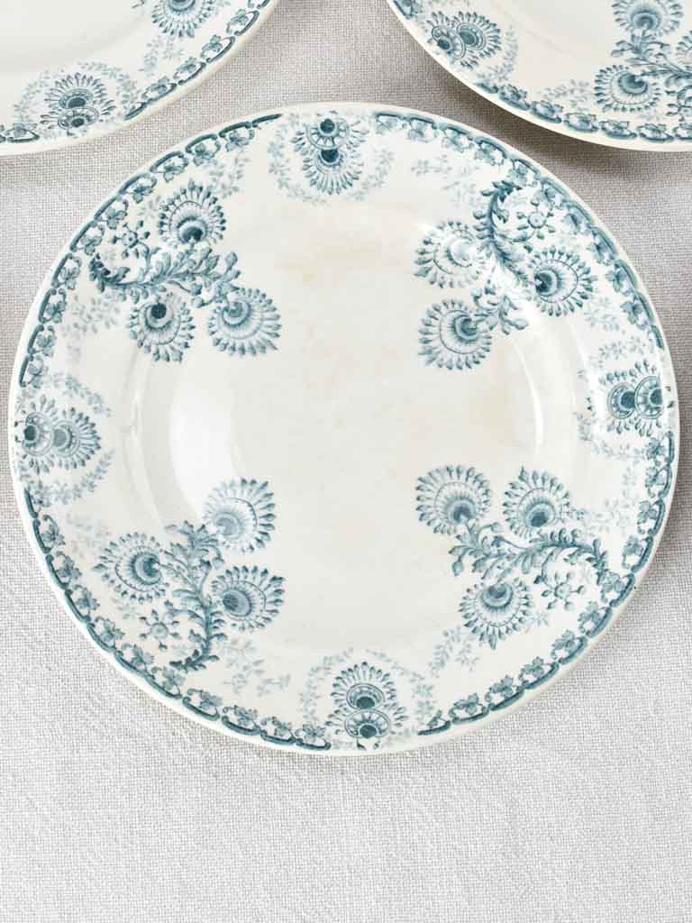 8 Longwy entree plates with blue flowers 8¾"