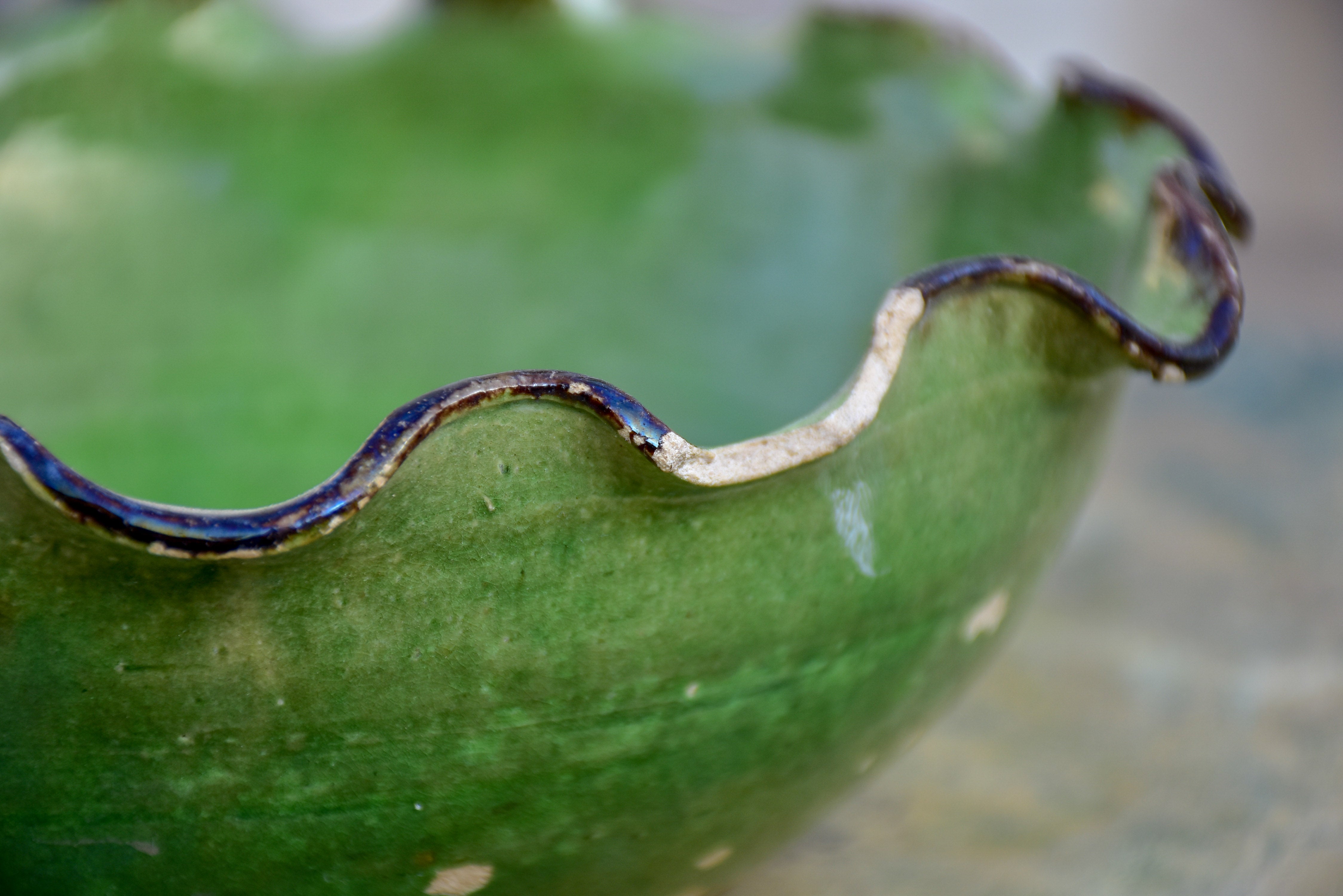 Vintage French bowl with rippled edge