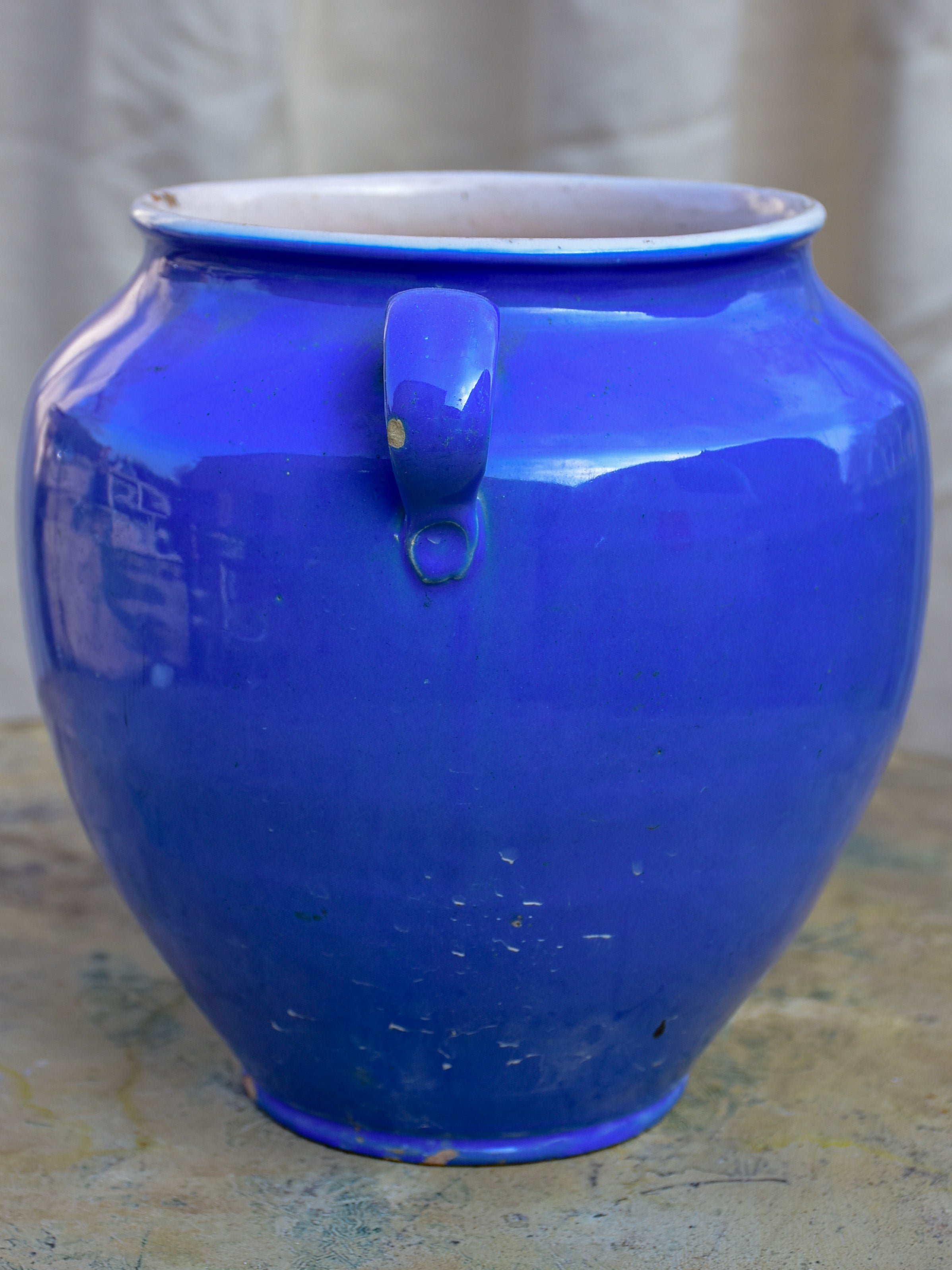 Antique French blue Martres Tolosane confit pot