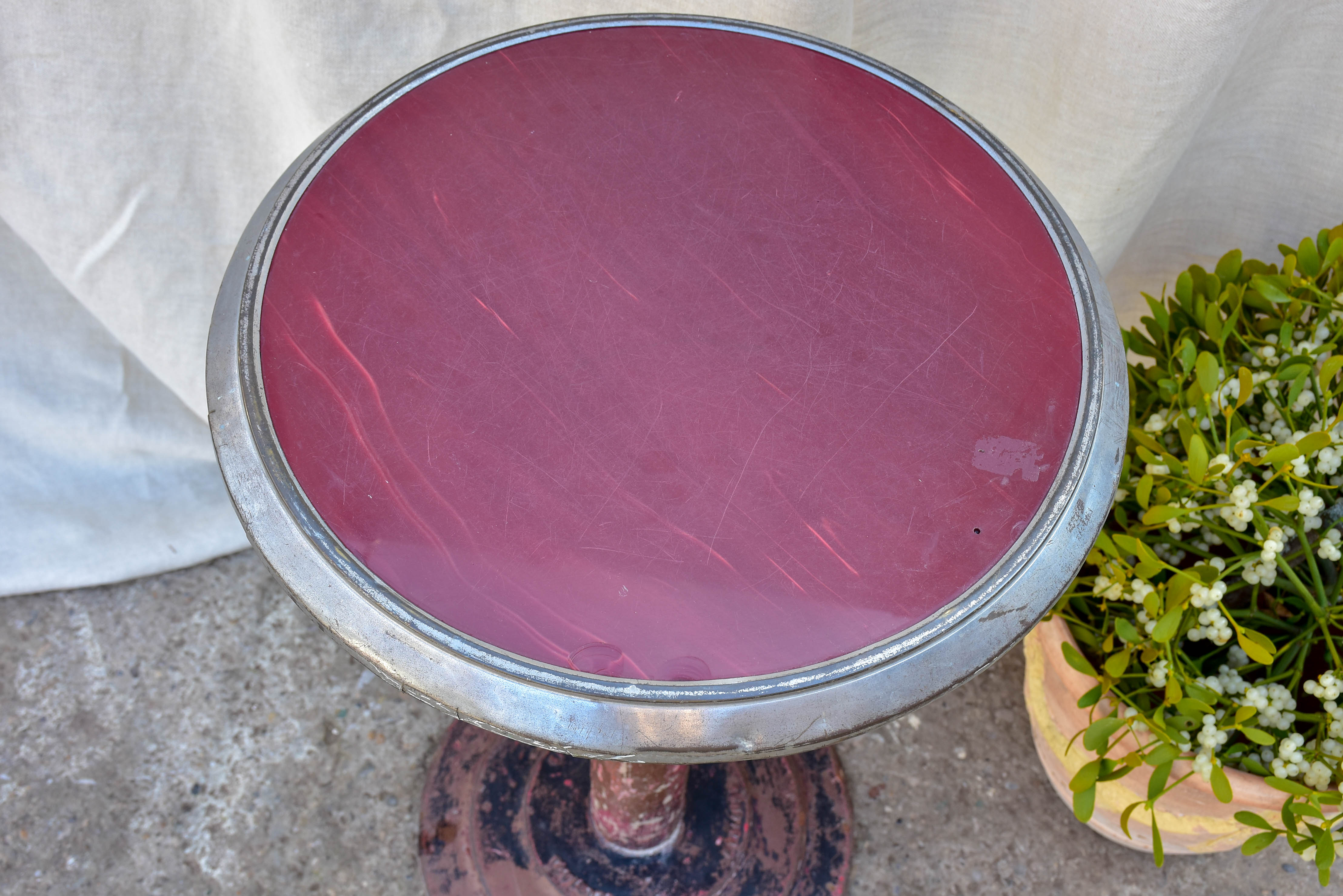 Round Art Deco Bistro table