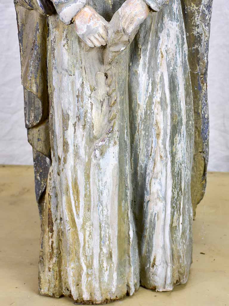 17th Century religious French sculpture of a nun