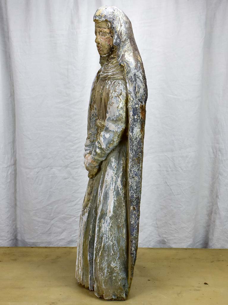 17th Century religious French sculpture of a nun