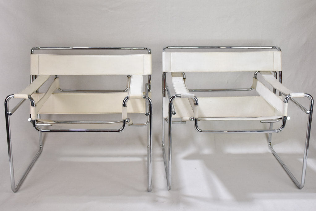 Pair of re-edition Marcel Breuer Wasilly leather armchairs - 1960's