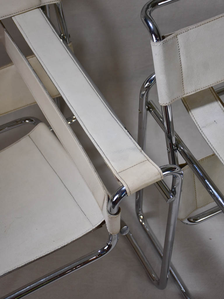 Pair of re-edition Marcel Breuer Wasilly leather armchairs - 1960's