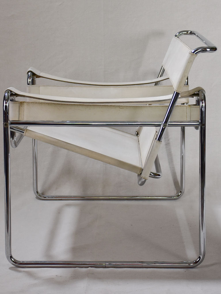 Pair of re-edition Marcel Breuer Wasilly leather armchairs - 1960's