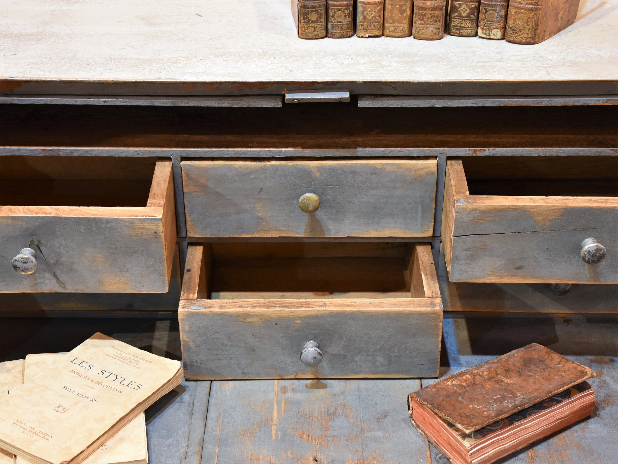 Secretaire, Louis XVI, blue patina, 18th-century