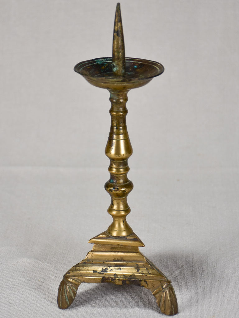 Scallopshell-feet 16th-century Candlestick