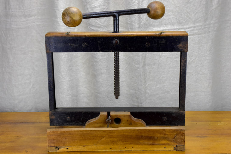 Antique French book press – Chez Pluie