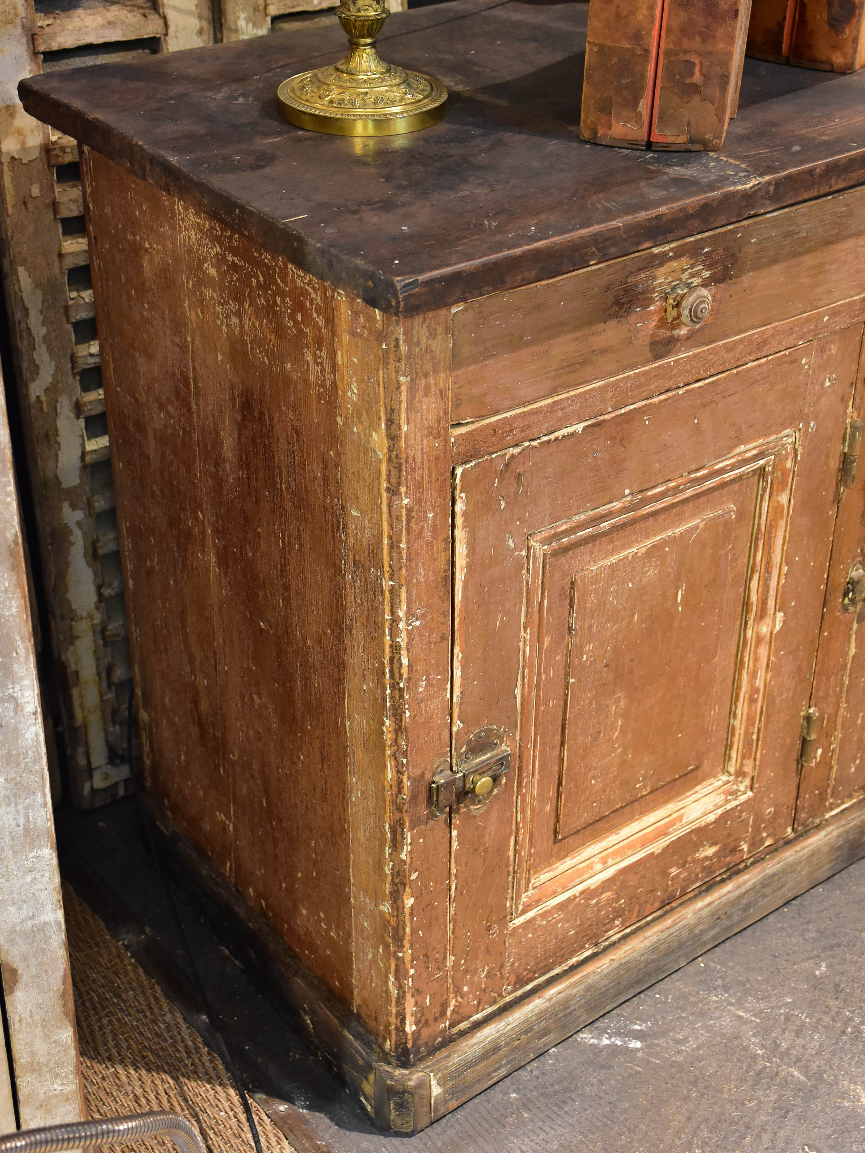 Large French shop counter from the 19th century